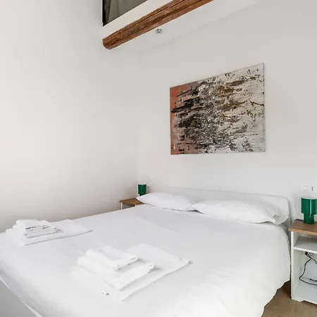 Casa Clavature, Nel Cuore Di