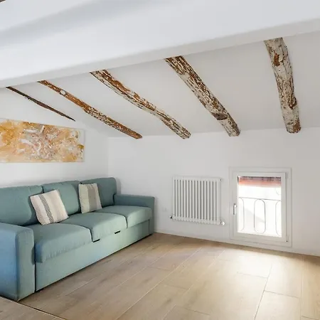 Casa Clavature, Nel Cuore Di *